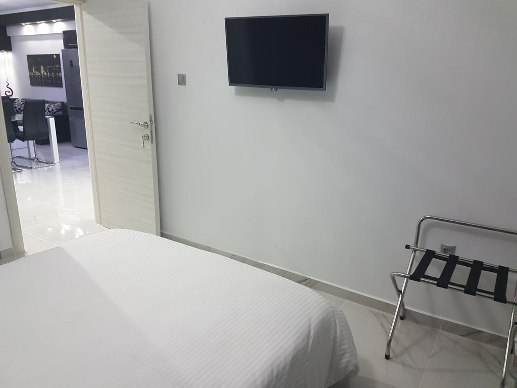 Route 77 Apartment เทสซาโลนิกิ ภายนอก รูปภาพ