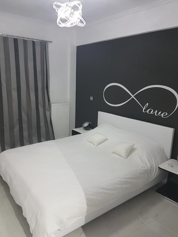 Route 77 Apartment เทสซาโลนิกิ ภายนอก รูปภาพ