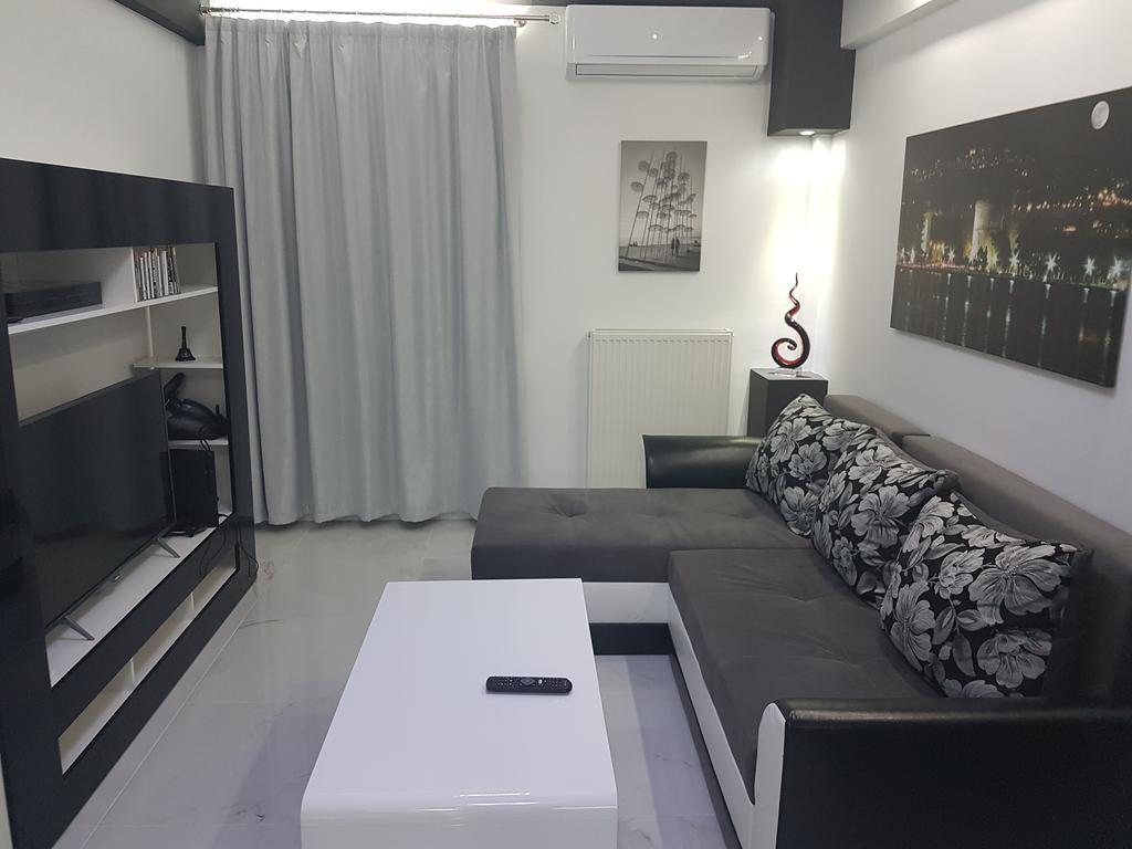 Route 77 Apartment เทสซาโลนิกิ ภายนอก รูปภาพ