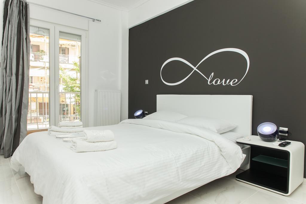 Route 77 Apartment เทสซาโลนิกิ ภายนอก รูปภาพ