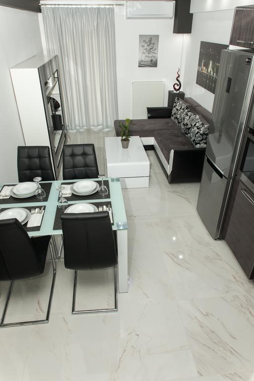 Route 77 Apartment เทสซาโลนิกิ ภายนอก รูปภาพ